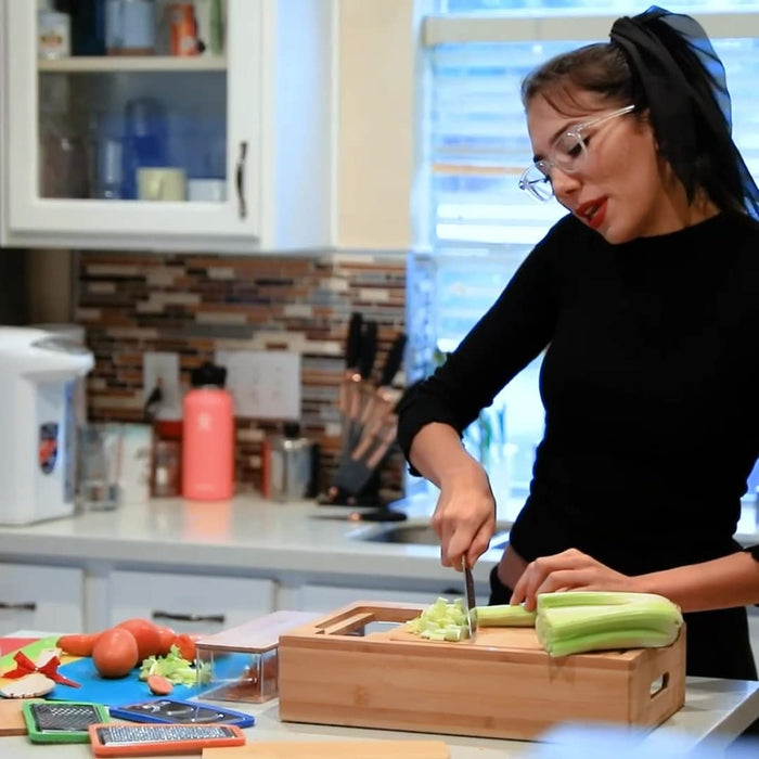 My Best Buy - Large Bamboo Cutting Board and 4 Containers with Mobile Holder gift included for Home Kitchen